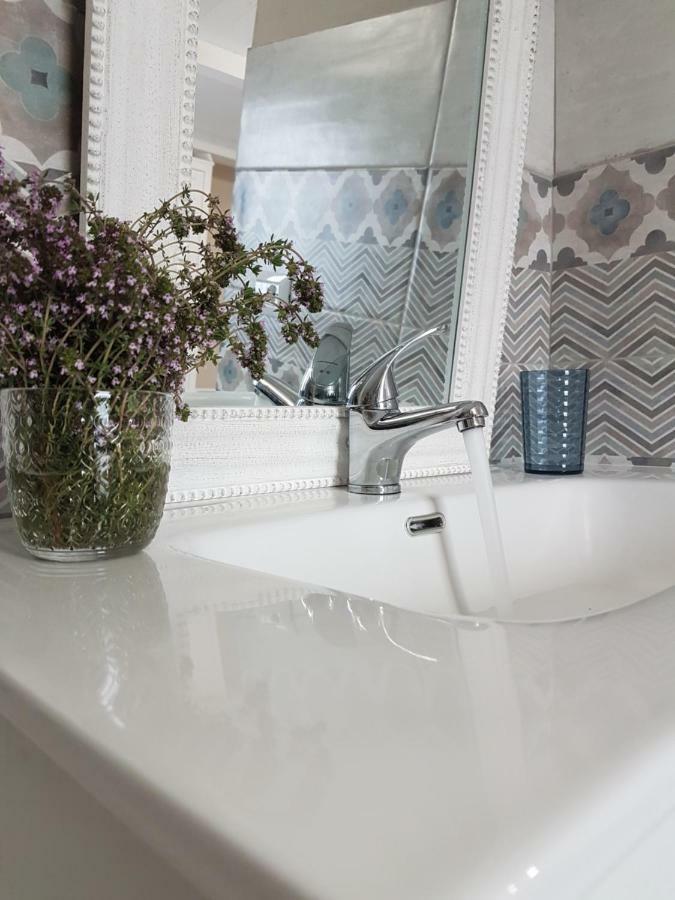 White House Apartment Cagliari